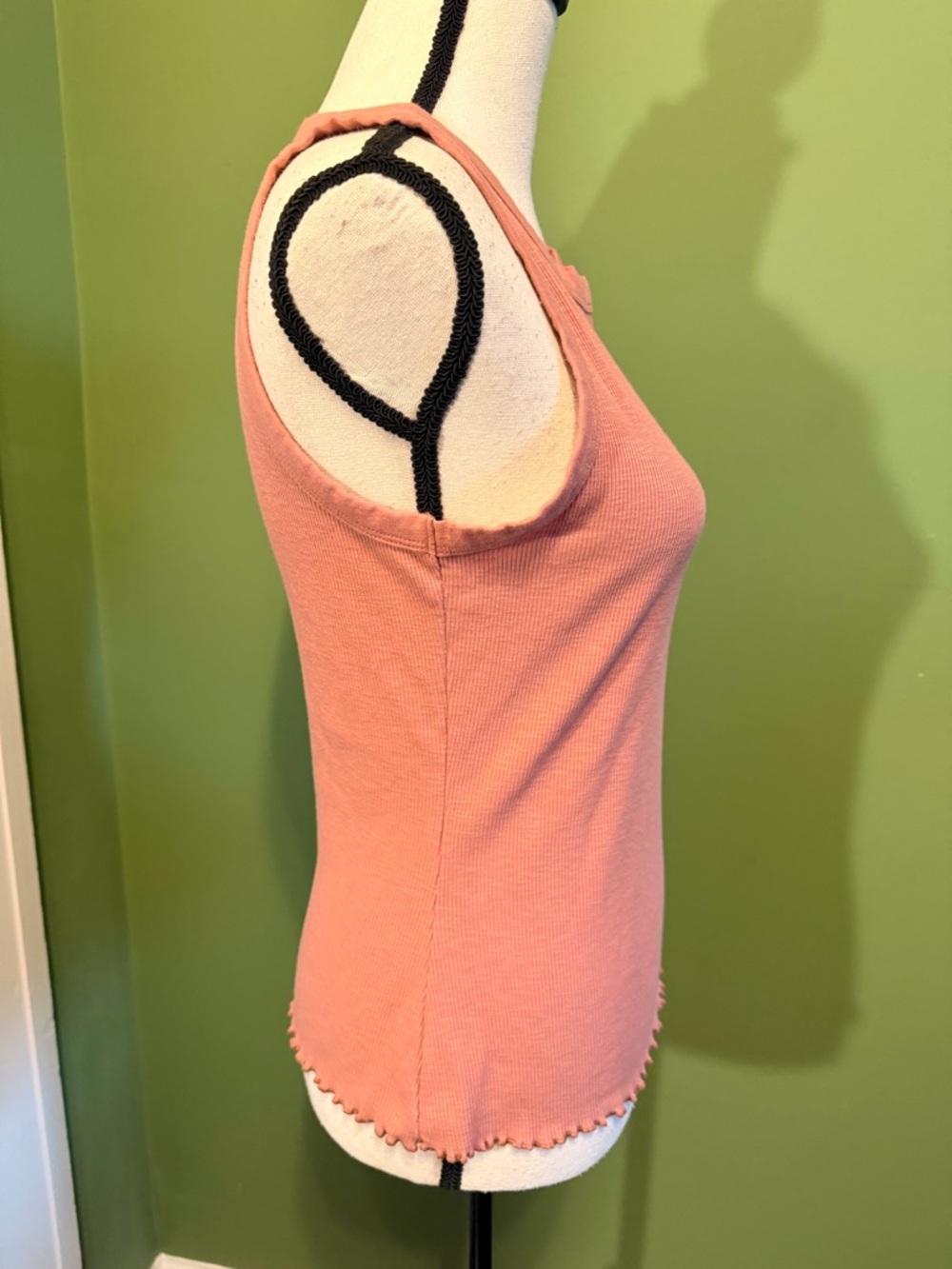 Old Navy Ribbed Tank Top - Rose - Picture 4 of 7